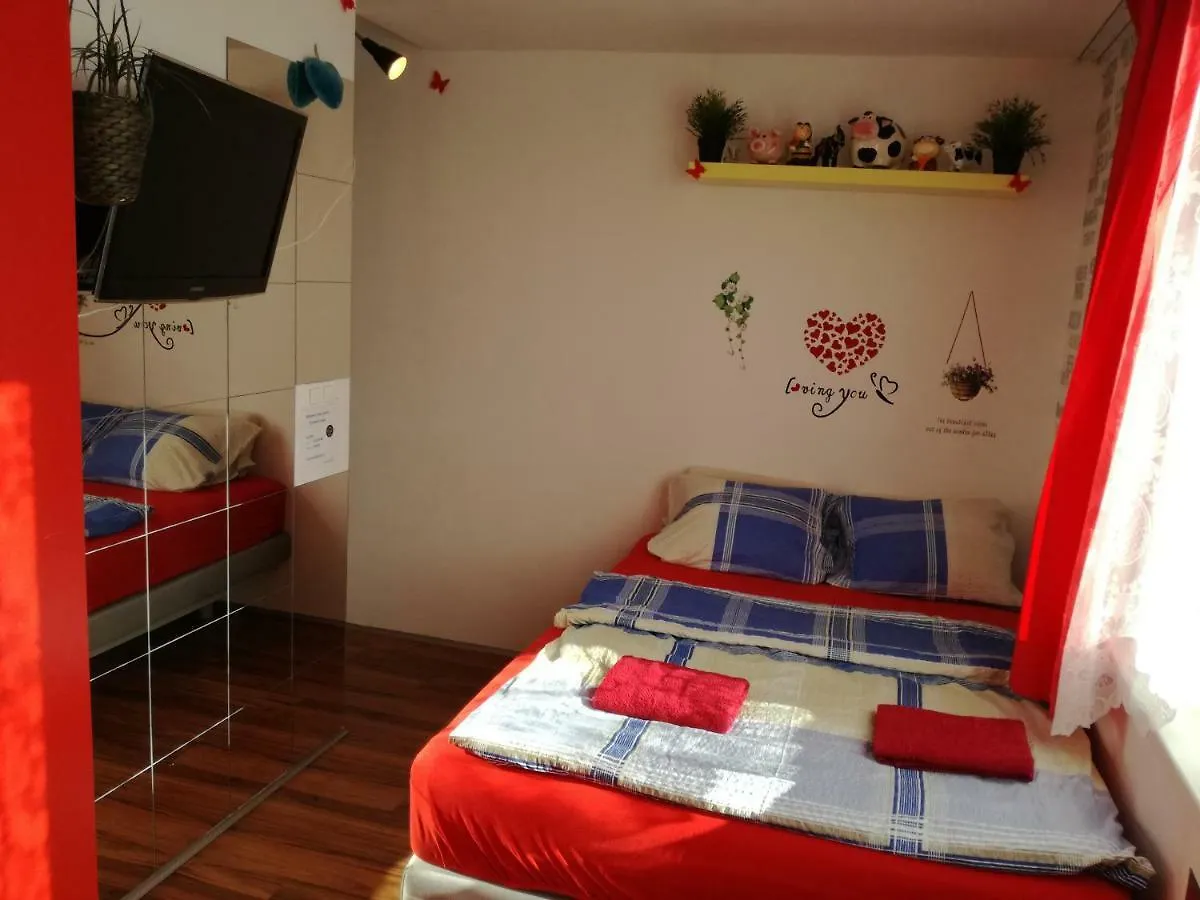 Apartment Love Studio By The Metro Czech Republic